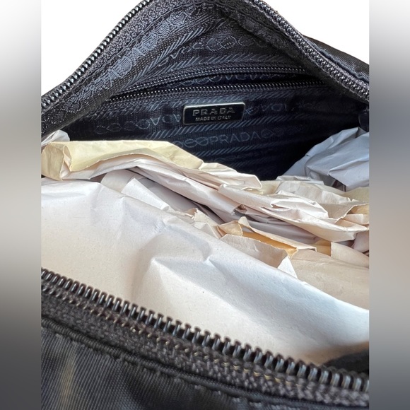 PRADA 1990s Vintage Nylon Baguette Black Small Purse - Picture 5 of 6